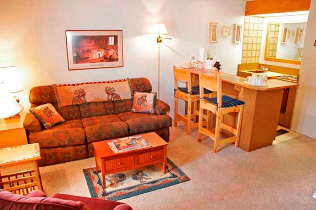 רואידוסו Village Lodge חדר תמונה