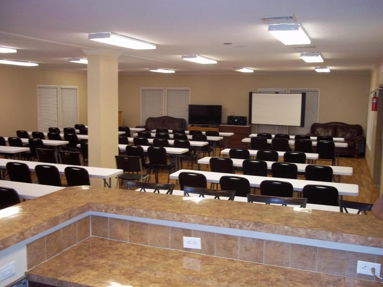 רואידוסו Village Lodge מראה חיצוני תמונה